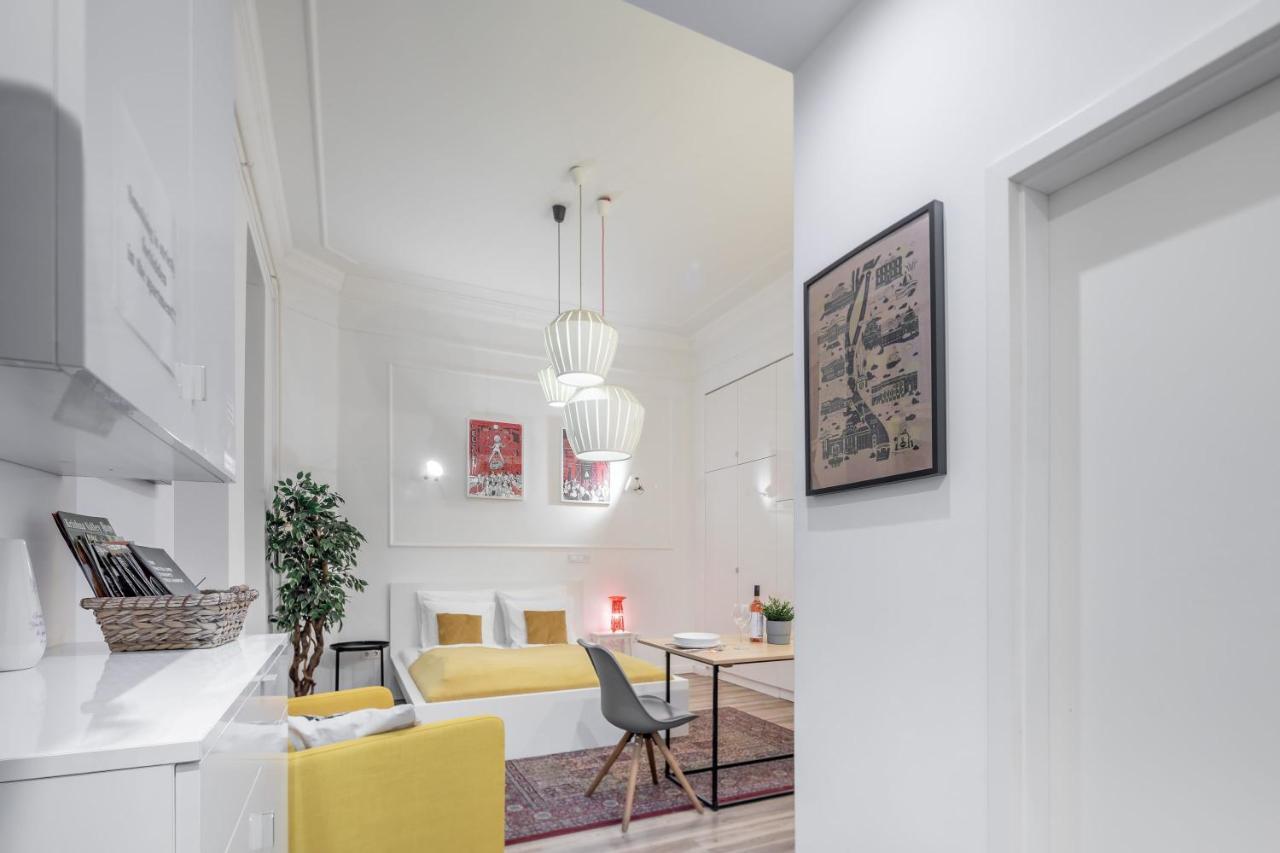 Extra Central Modern Studio Будапеща Екстериор снимка
